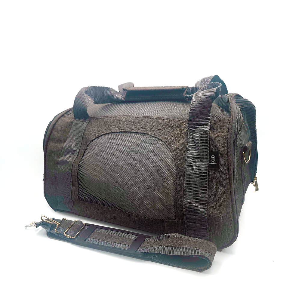 Transportadoras personalizadas con el nombre de tu peludo