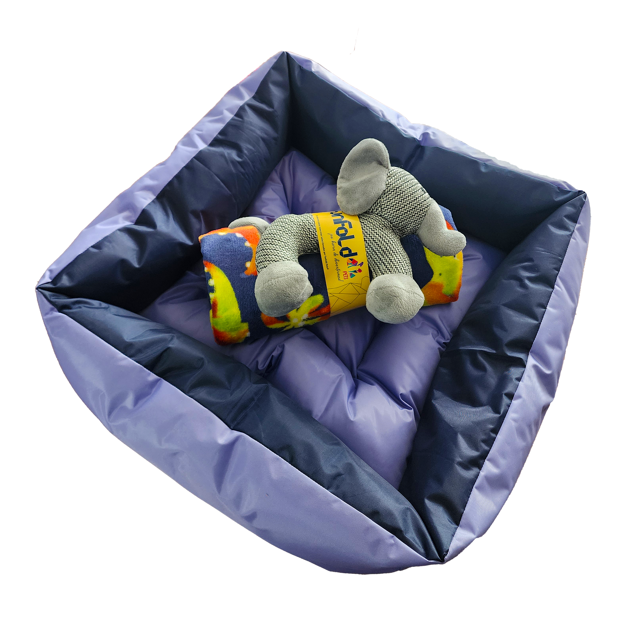 Set de cama, mantita y peluche. Personalizada con el nombre de tu peludo.