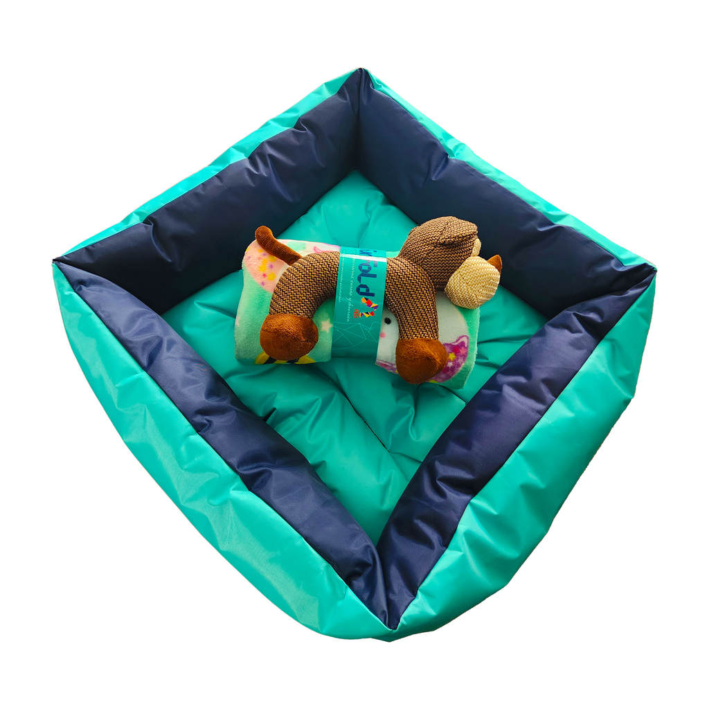 Set de cama, mantita y peluche. Personalizada con el nombre de tu peludo.